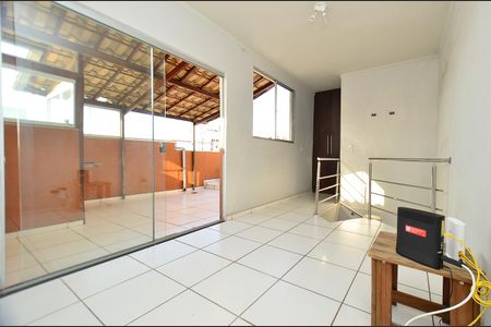 Apartamento à venda com 113m², 2 quartos e 2 vagas Apartamento à venda com 113m², 2 quartos e 2 vagasCobertura