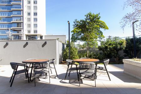 Apartamento à venda com 125m², 3 quartos e 3 vagas Apartamento à venda com 125m², 3 quartos e 3 vagasÁrea comum - Salão de festas