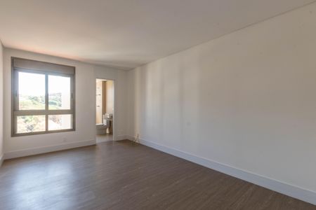 Apartamento à venda com 323m², 4 quartos e 4 vagas Apartamento à venda com 323m², 4 quartos e 4 vagasSuíte 3