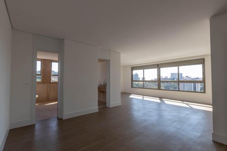 Apartamento à venda com 323m², 4 quartos e 4 vagas Apartamento à venda com 323m², 4 quartos e 4 vagasSuíte 2