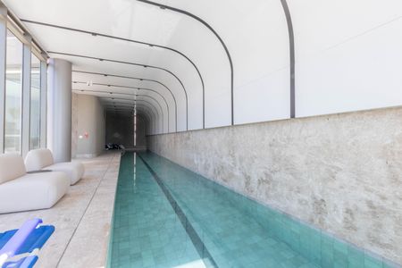 Apartamento à venda com 323m², 4 quartos e 4 vagas Apartamento à venda com 323m², 4 quartos e 4 vagasPiscina Coberta