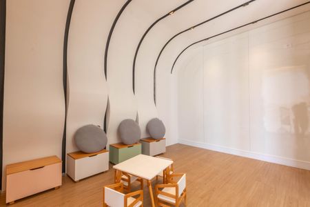 Apartamento à venda com 323m², 4 quartos e 4 vagasÁrea comum - Playground