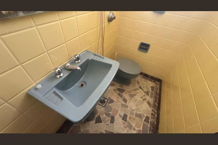 Casa para alugar com 213m², 2 quartos e 4 vagas Casa para alugar com 213m², 2 quartos e 4 vagasBanheiro