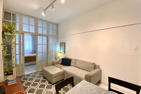 Sala de apartamento à venda com 1 quarto, 38m² em Copacabana, Rio de Janeiro