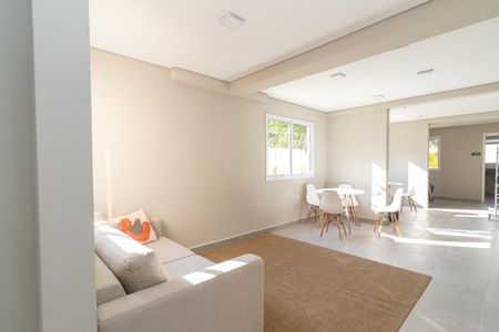 Apartamento à venda com 32m², 2 quartos e sem vagaÁrea comum - Salão de festas