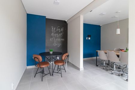 Apartamento à venda com 32m², 2 quartos e sem vagaÁrea comum - Coworking