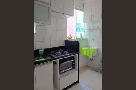 Apartamento à venda com 82m², 2 quartos e 2 vagasCozinha