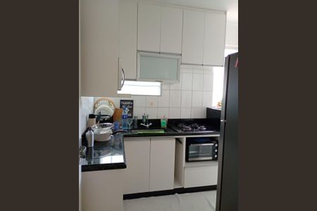 Apartamento à venda com 82m², 2 quartos e 2 vagasCozinha