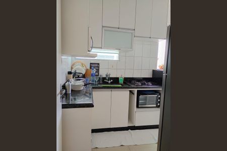 Apartamento à venda com 82m², 2 quartos e 2 vagasCozinha