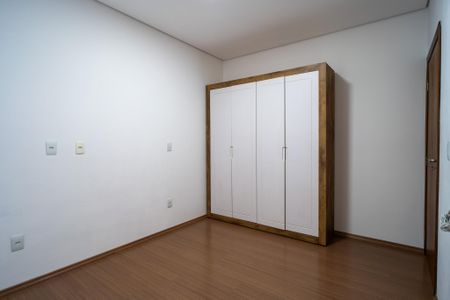 Quarto de casa de condomínio para alugar com 3 quartos, 145m² em Loteamento Dinora Rosa, Sorocaba