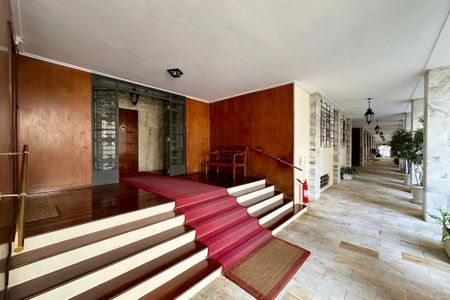 Apartamento à venda com 98m², 3 quartos e 1 vaga Apartamento à venda com 98m², 3 quartos e 1 vagaPortaria