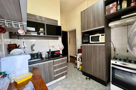 Apartamento à venda com 98m², 3 quartos e 1 vaga Apartamento à venda com 98m², 3 quartos e 1 vagaCozinha