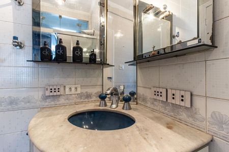 Apartamento à venda com 44m², 1 quarto e sem vaga Apartamento à venda com 44m², 1 quarto e sem vagaBanheiro