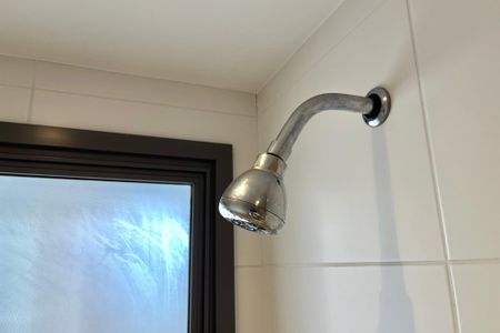 Apartamento à venda com 95m², 2 quartos e 2 vagas Apartamento à venda com 95m², 2 quartos e 2 vagasBanheiro Corredor