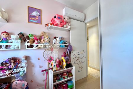 Apartamento à venda com 95m², 2 quartos e 2 vagas Apartamento à venda com 95m², 2 quartos e 2 vagasQuarto