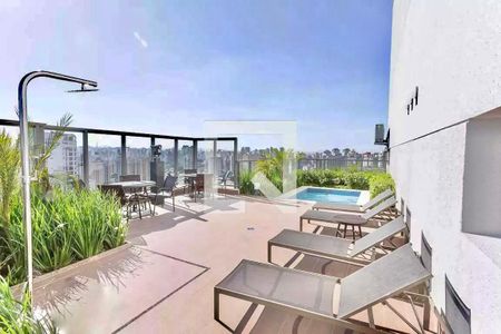 Apartamento à venda com 95m², 2 quartos e 2 vagas Apartamento à venda com 95m², 2 quartos e 2 vagasÁrea comum - Piscina