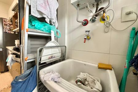 Apartamento à venda com 95m², 2 quartos e 2 vagas Apartamento à venda com 95m², 2 quartos e 2 vagasÁrea de Serviço