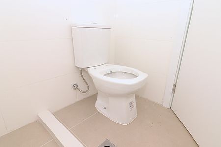 Apartamento à venda com 92m², 2 quartos e 2 vagasBanheiro da Suíte 1