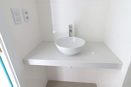 Apartamento à venda com 92m², 2 quartos e 2 vagasBanheiro da Suíte 1