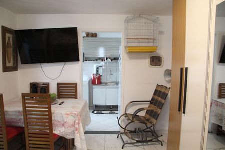 Sala de apartamento à venda com 2 quartos, 44m² em Vila Galvão, Guarulhos