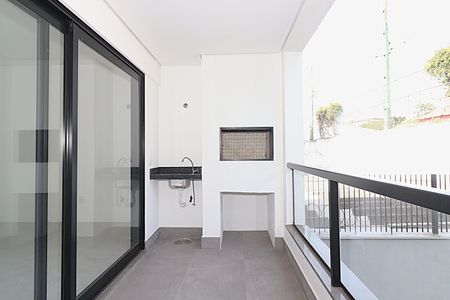 Varanda de apartamento à venda com 2 quartos, 82m² em São João, Porto Alegre