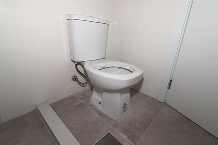 Apartamento à venda com 82m², 2 quartos e 1 vagaBanheiro Suíte 1