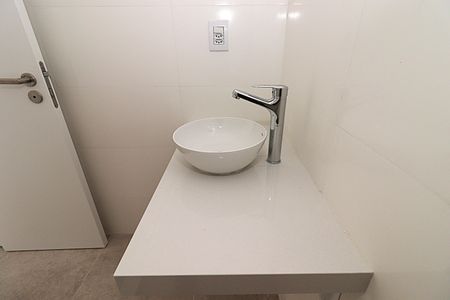 Apartamento à venda com 82m², 2 quartos e 1 vagaBanheiro da Suíte 2