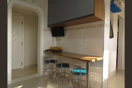 Apartamento à venda com 127m², 3 quartos e 2 vagasCozinha