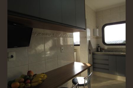 Apartamento à venda com 127m², 3 quartos e 2 vagasCozinha