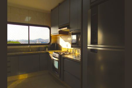 Apartamento à venda com 127m², 3 quartos e 2 vagasCozinha