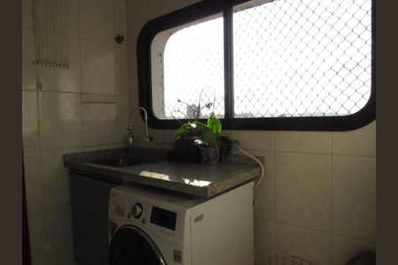 Apartamento à venda com 127m², 3 quartos e 2 vagasÁrea de Serviço e Despensa