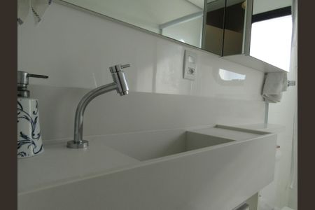 Apartamento à venda com 127m², 3 quartos e 2 vagasBanheiro da Suíte