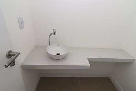 Apartamento à venda com 82m², 2 quartos e 2 vagasLavabo