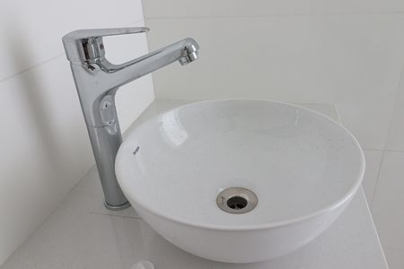 Apartamento à venda com 82m², 2 quartos e 2 vagasBanheiro da Suíte 1