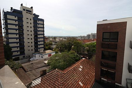 Apartamento à venda com 82m², 2 quartos e 2 vagasVista da Suíte 1