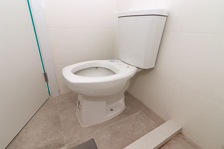 Apartamento à venda com 82m², 2 quartos e 2 vagasBanheiro da Suíte 2