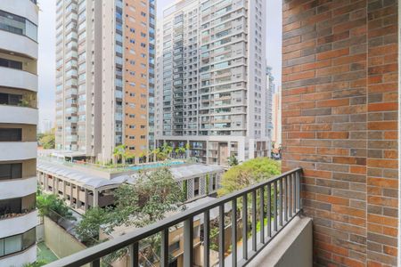 Varanda  de kitnet/studio à venda com 1 quarto, 35m² em Itaim Bibi, São Paulo