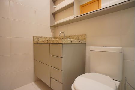 Banheiro  de apartamento para alugar com 1 quarto, 45m² em Petrópolis, Porto Alegre