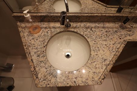 Apartamento à venda com 200m², 3 quartos e 2 vagasLavabo