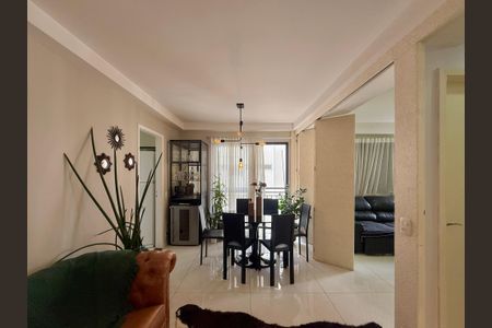 Apartamento para alugar com 100m², 2 quartos e 1 vagaSala