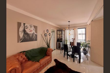 Apartamento para alugar com 100m², 2 quartos e 1 vagaSala