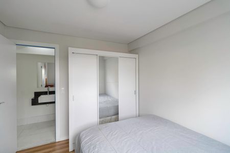 Quarto de apartamento para alugar com 2 quartos, 64m² em Santo Agostinho, Belo Horizonte