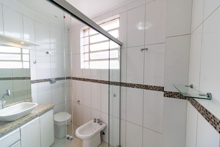Apartamento à venda com 122m², 3 quartos e sem vaga Apartamento à venda com 122m², 3 quartos e sem vagaBanheiro