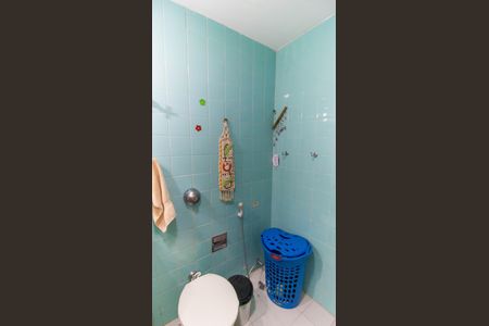 Apartamento para alugar com 100m², 3 quartos e 1 vaga Apartamento para alugar com 100m², 3 quartos e 1 vagaBanheiro da Suíte