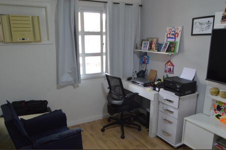 Casa de condomínio à venda com 132m², 5 quartos e 3 vagasQuarto 1