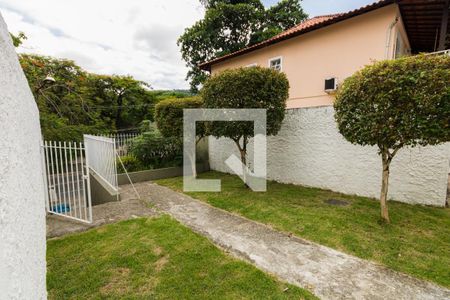 Casa de condomínio à venda com 132m², 5 quartos e 3 vagasÁrea comum