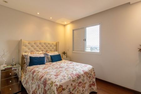 Apartamento à venda com 93m², 2 quartos e 2 vagas Apartamento à venda com 93m², 2 quartos e 2 vagasSuíte