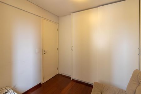 Apartamento à venda com 93m², 2 quartos e 2 vagas Apartamento à venda com 93m², 2 quartos e 2 vagasQuarto