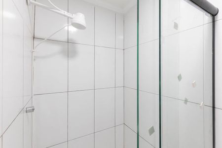 Banheiro Social de kitnet/studio para alugar com 1 quarto, 24m² em Vila Buarque, São Paulo