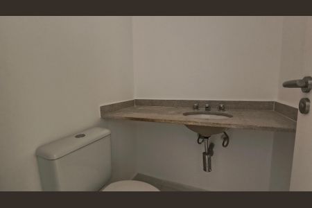 Apartamento para alugar com 179m², 3 quartos e 3 vagasLavabo